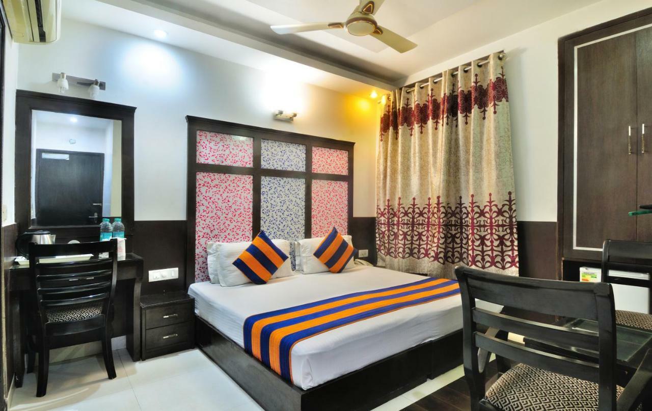Hotel Bonlon Inn New Delhi Exterior photo